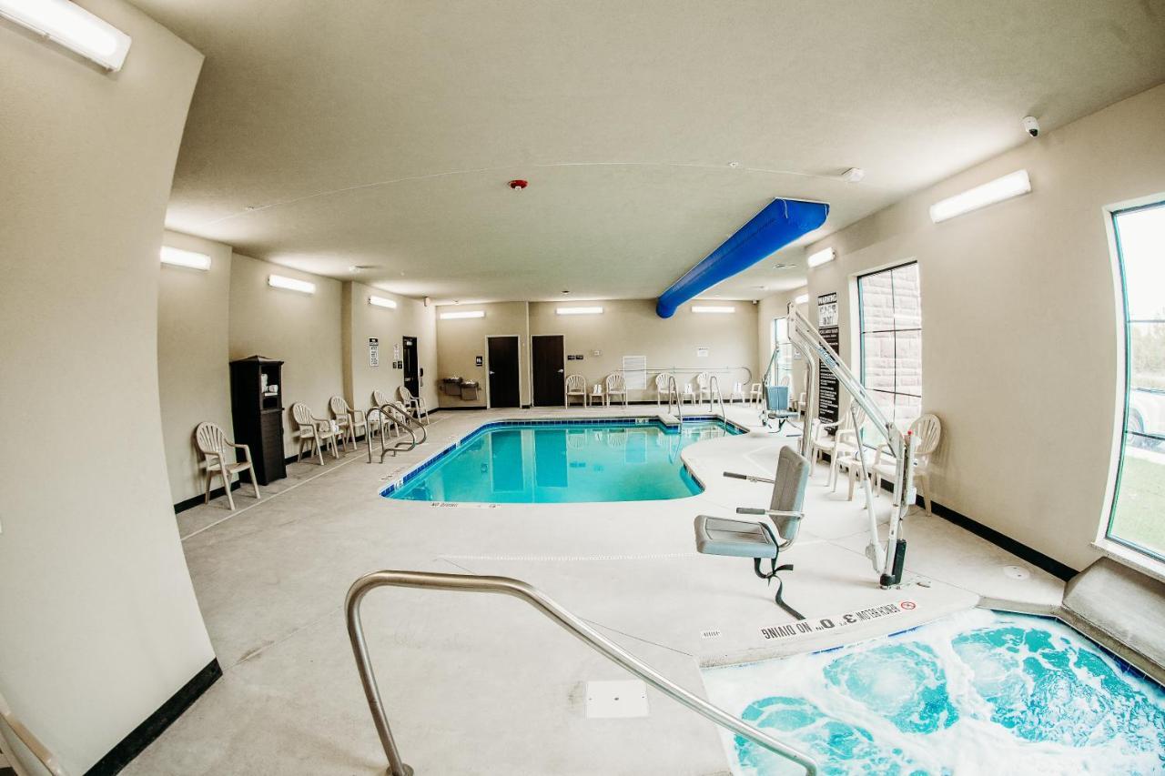 Cobblestone Hotel & Suites International Falls Zewnętrze zdjęcie