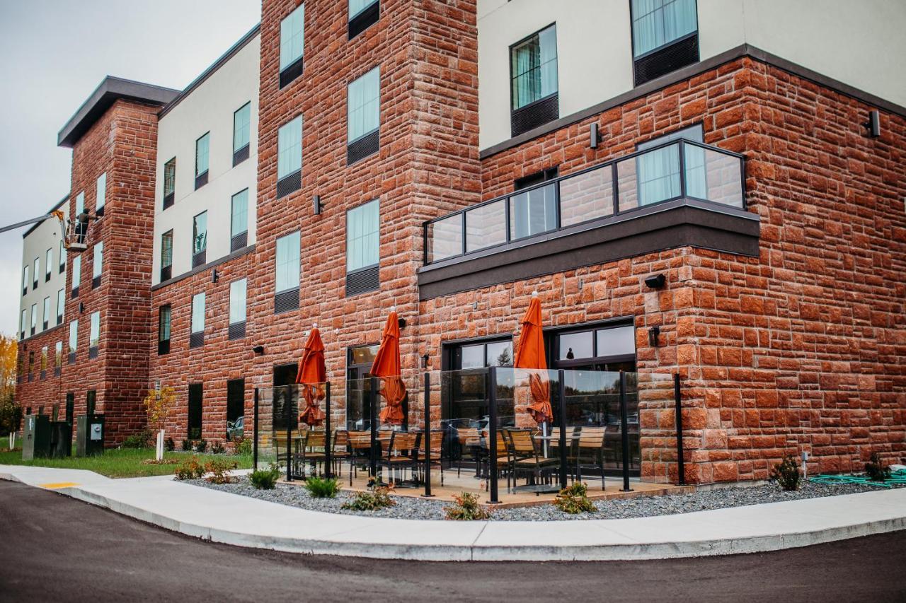 Cobblestone Hotel & Suites International Falls Zewnętrze zdjęcie