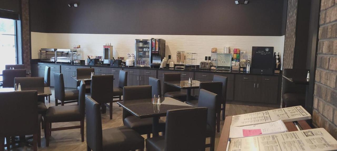 Cobblestone Hotel & Suites International Falls Zewnętrze zdjęcie